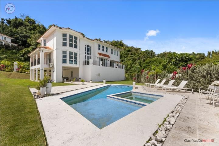 Emerald Lake , Trujillo Alto ,
en Trujillo Alto Puerto Rico Casa en Urbanizacion - Emerald Lake