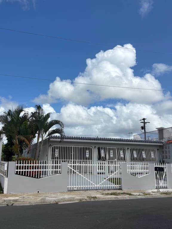 URB. VILLAS DE RIO VERDE, CAGUAS