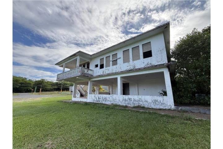 ANTIGUO REST(HACIENDA BORDELAIS MAUNABO,
en Maunabo Puerto Rico Comercial - Mix Use en Barrio - Emajaguas