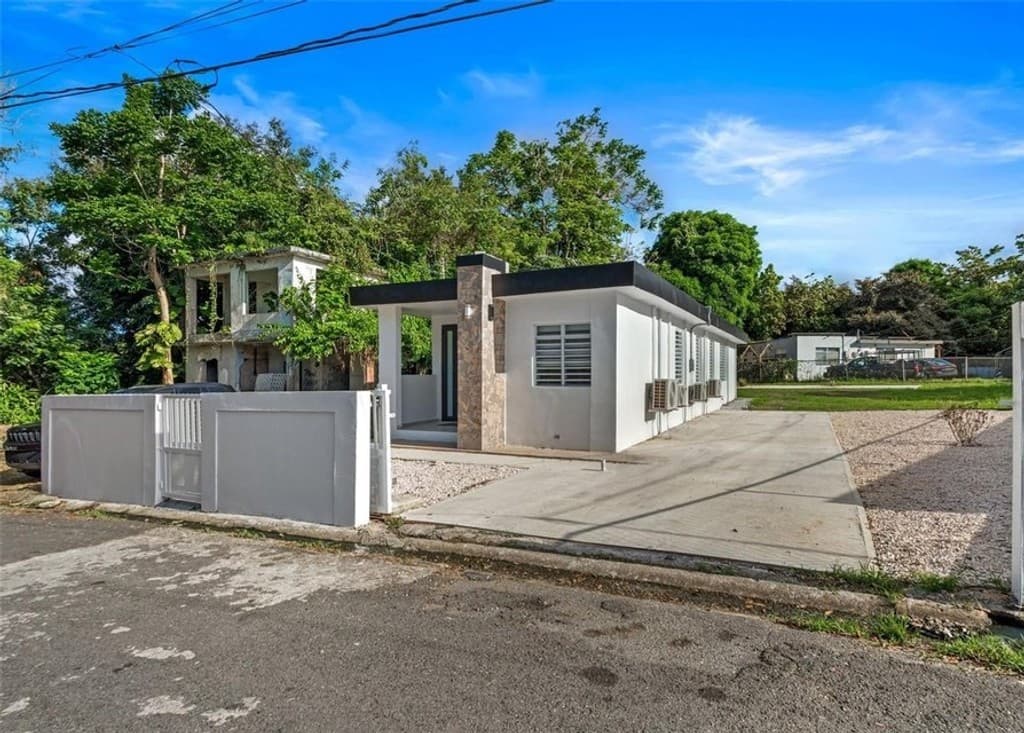 Beautiful fully remodeled