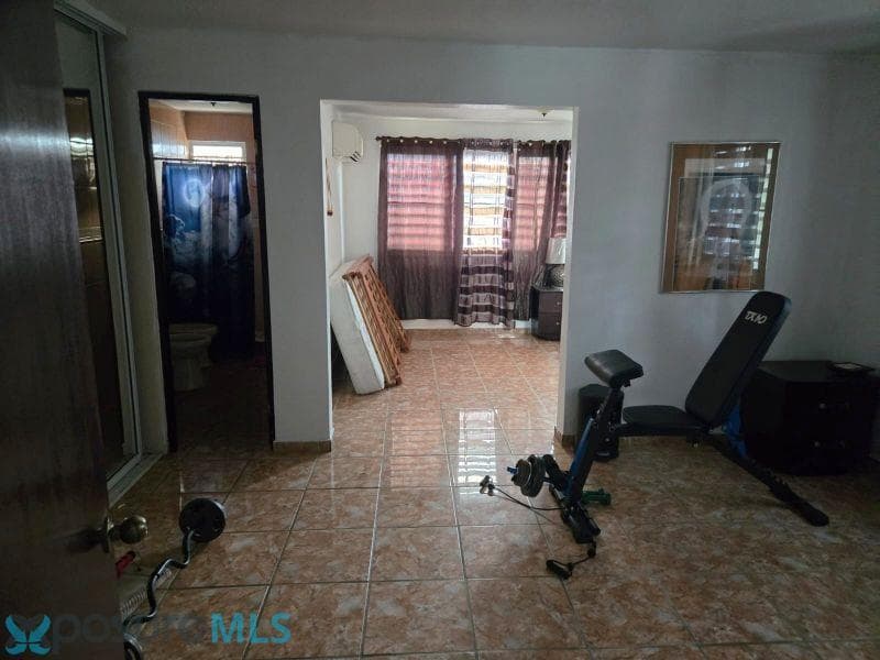 761 CALLE DEL REY, Tomas De Castro (Barrio), Caguas, Puerto Rico 00725