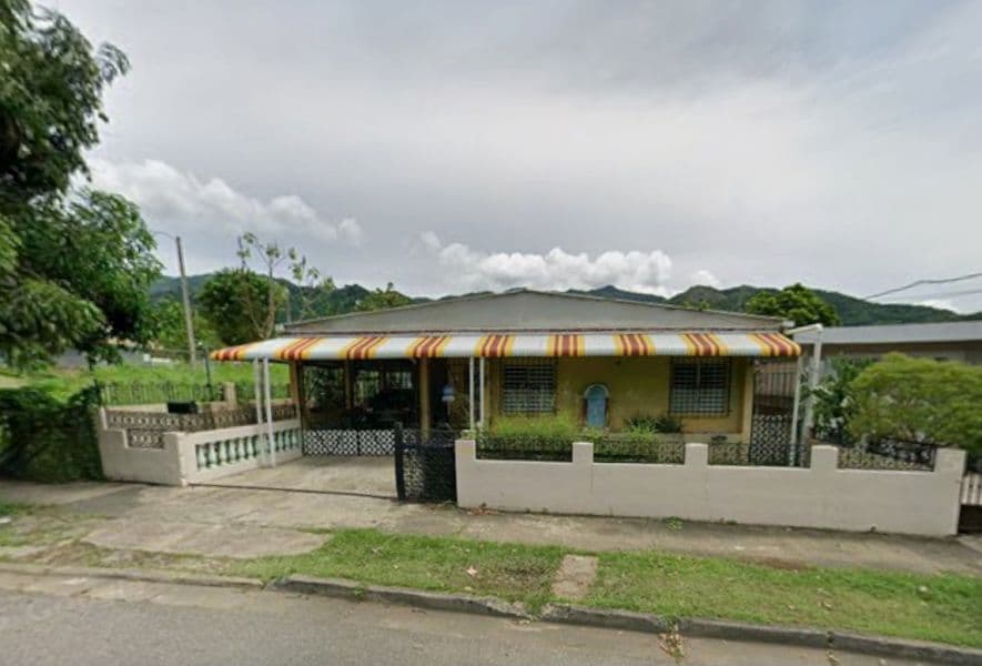 Bo. Kennedy, Casa en Peñuelas