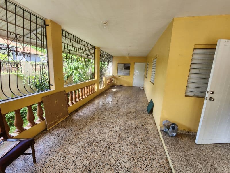 Bo. Kennedy, Casa en Peñuelas