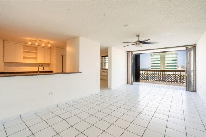 Condominio Parque Central, 519 Calle Sergio Cuevas Bustamante, Hato Rey Norte, San Juan, 00918