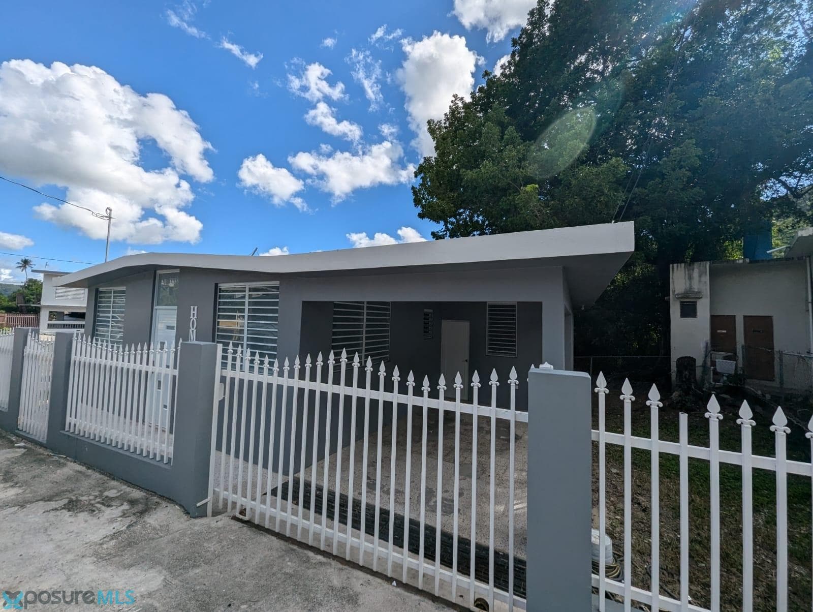 Pleasant and Accessible Residence