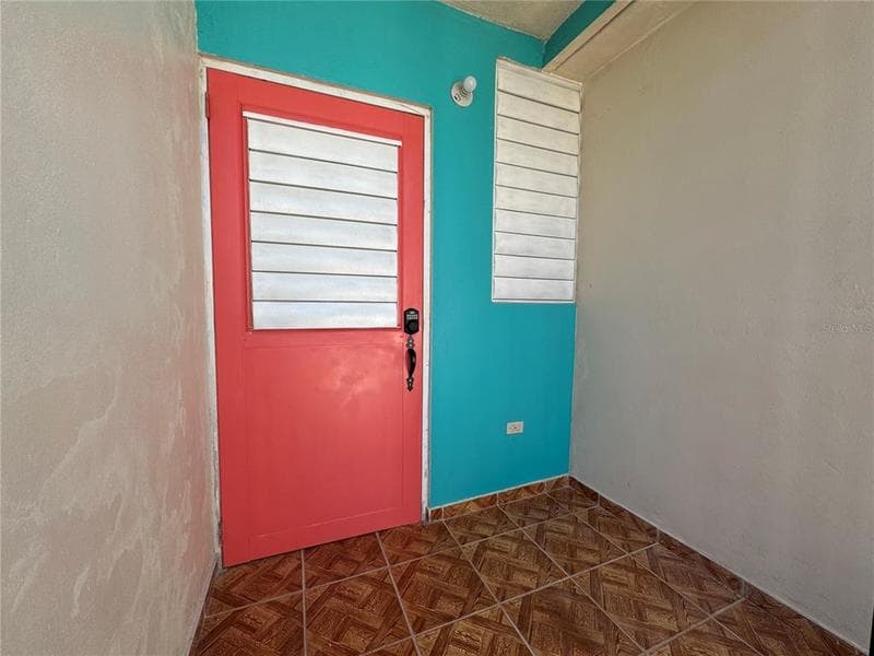 PASEO MAGDALENA ST. URB. LEVITTOWN LAKES UNIT 11-AK