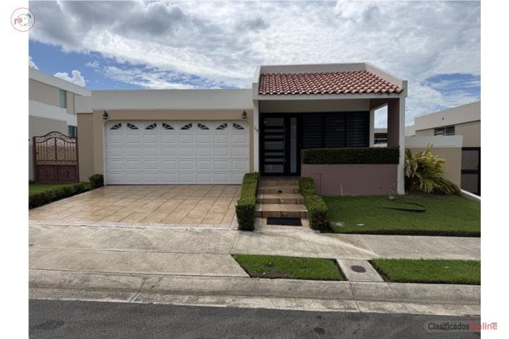 Palacios Reales $378K,
en Toa Alta Puerto Rico Casa en Urbanizacion - Palacios Reales
