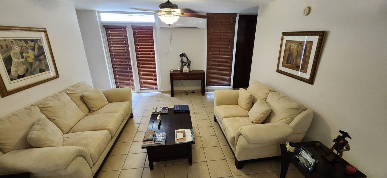 Urb. Ciudad Jardin, Casa en Caguas