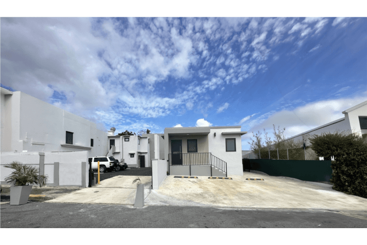 384 Calle Palacios, Santurce, San Juan, 00915