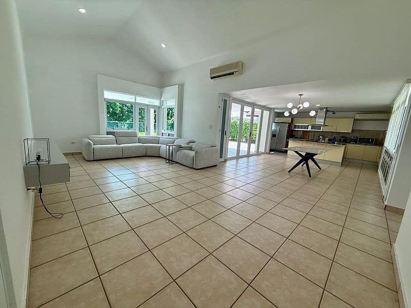 Urb. Ciudad Jardin, Casa en Gurabo