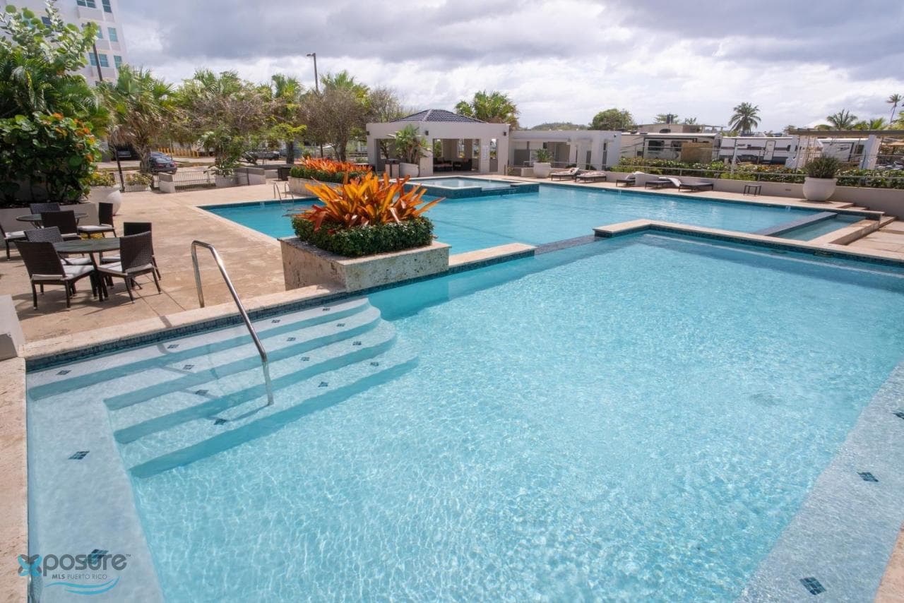 Condominio Mar Azul, Calle N, Guayabo, Aguada, 00602