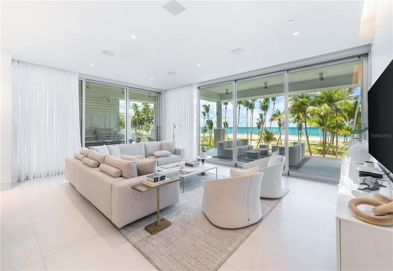 Ocean Drive FOUR SEASONS PRIVATE RESIDENCES UNIT 6302