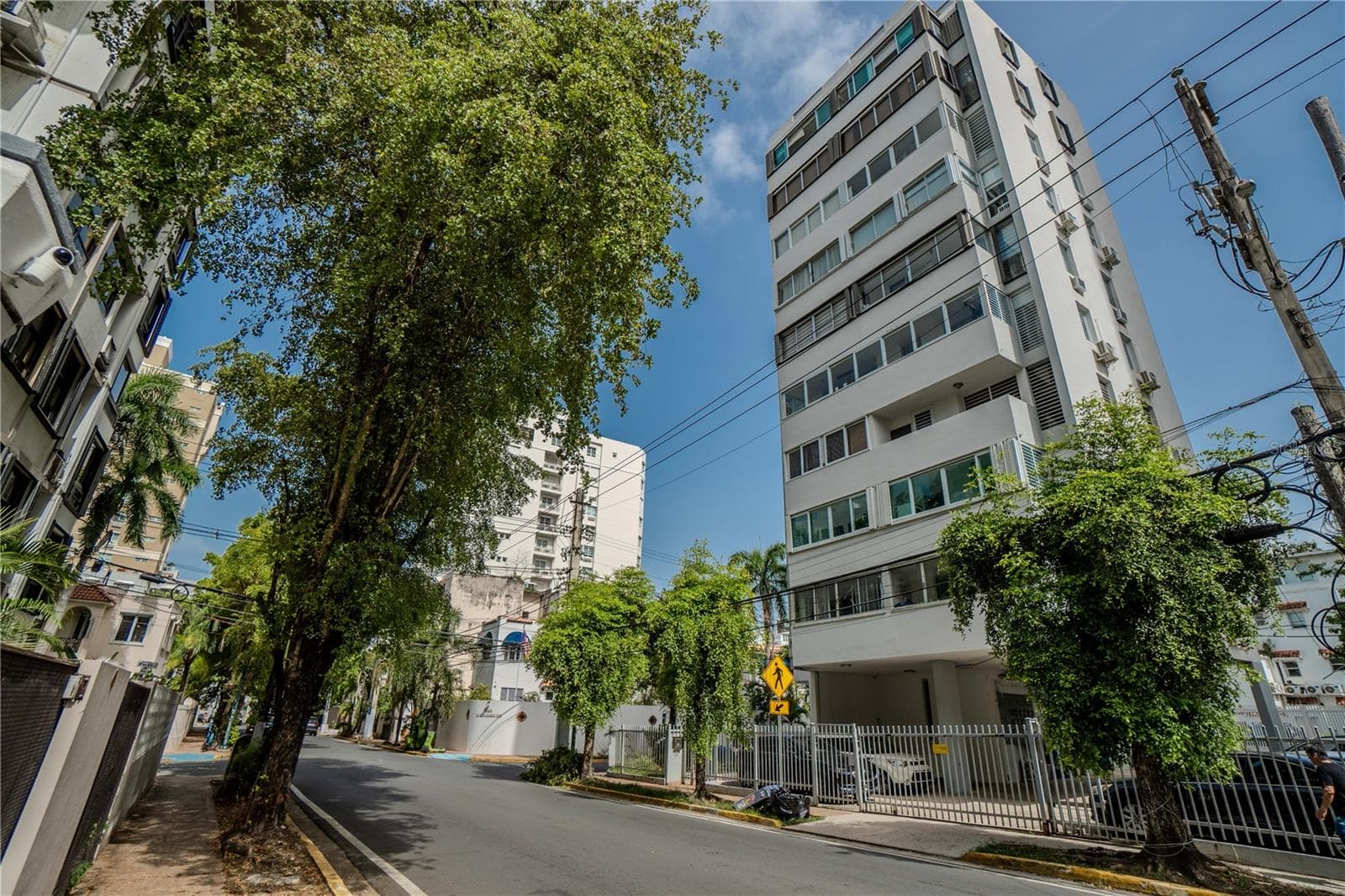 Condominio Taft Center