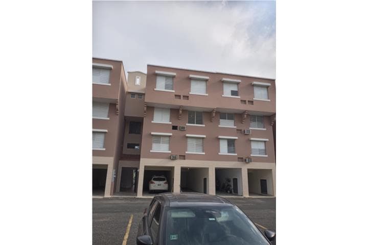 70 Calle Marina, Barrio Pueblo, Barceloneta, 00617