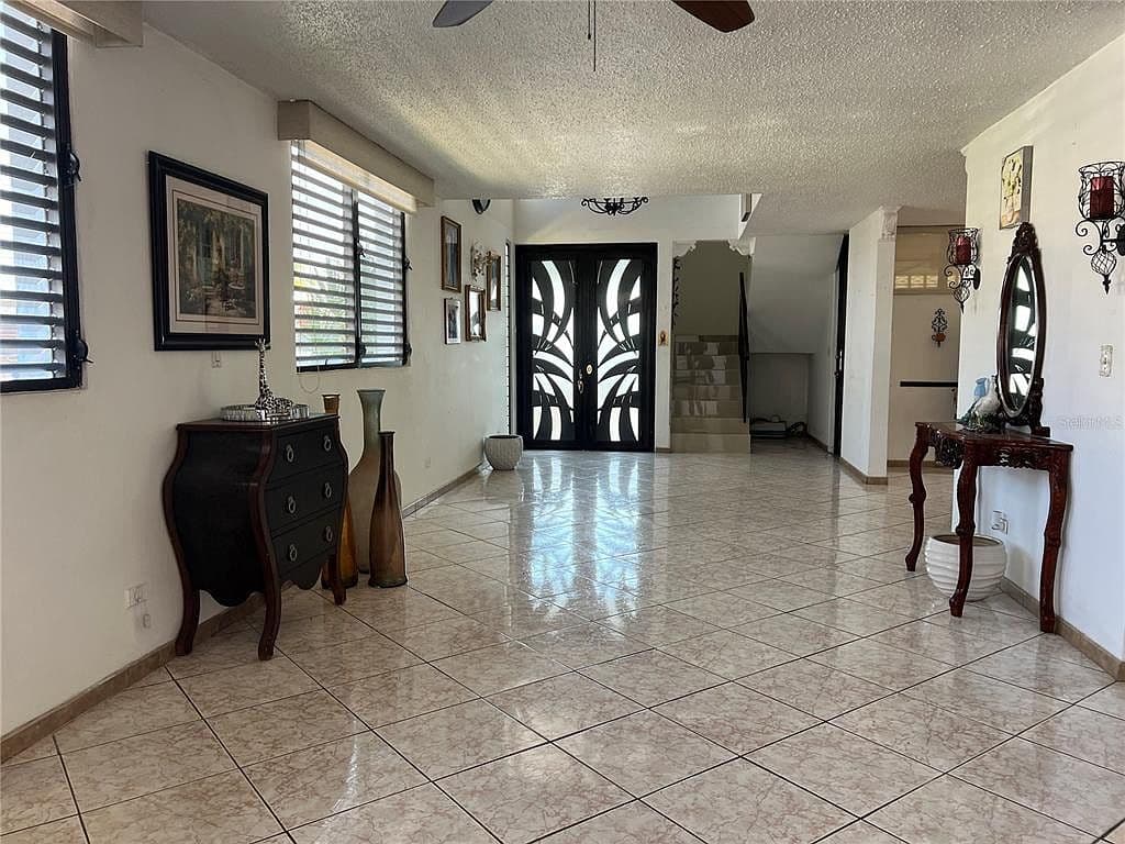 SB 30 LA MANSION