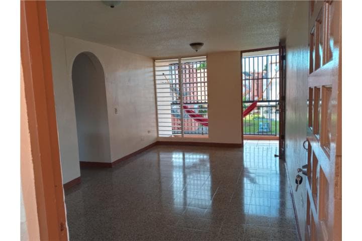 Condominio los Naranjales, 66 Calle 66, Buena Vista, Carolina, 00985