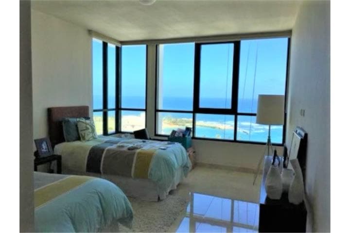 Caribe Plaza @ Paseo Caribe ,
en San Juan - Condado-Miramar Puerto Rico Apartamento en Condominio - Caribe Plaza, Paseo Caribe