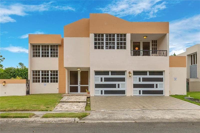 Housing - . Mansiones De Monte Verde       B5 . Calle 9     Cayey