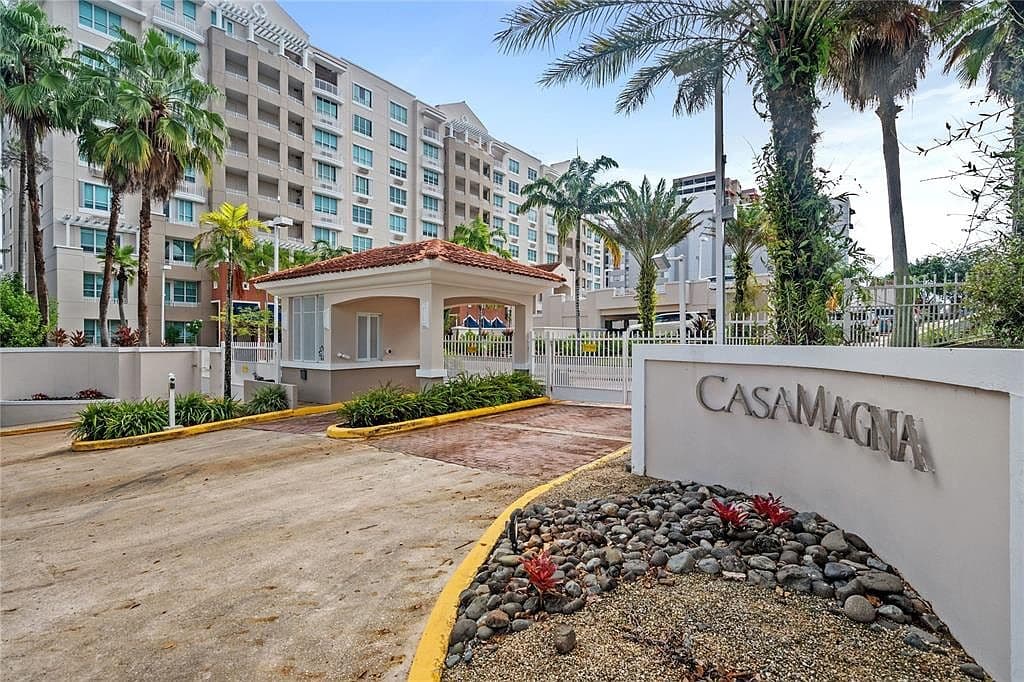J-3 Calle Bucaré, Pueblo Viejo, Guaynabo, 00968