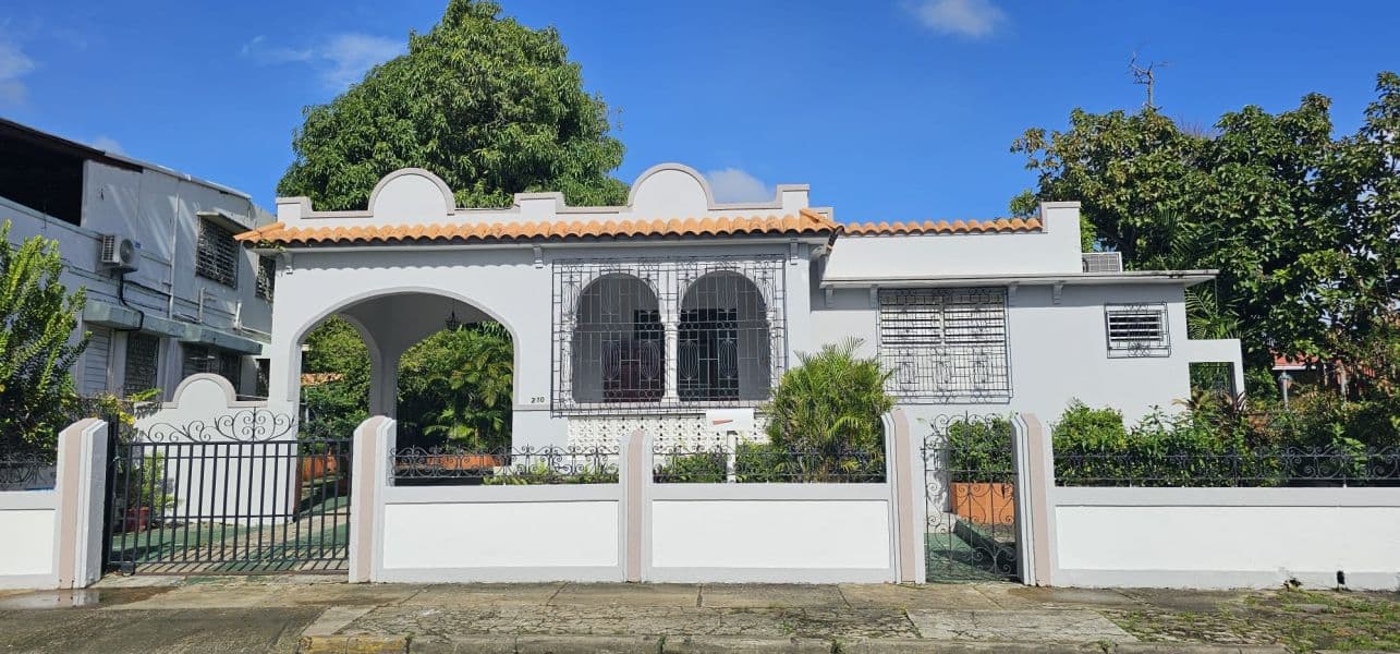 1002 Avenida las Cumbres, Cupey, San Juan, 00926