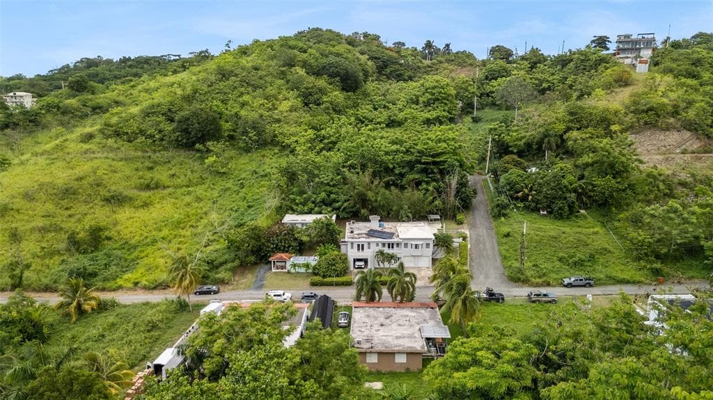Casa en Venta en Rincon — 6 hab, 6 baños, 4,050 ft², $1,250,000