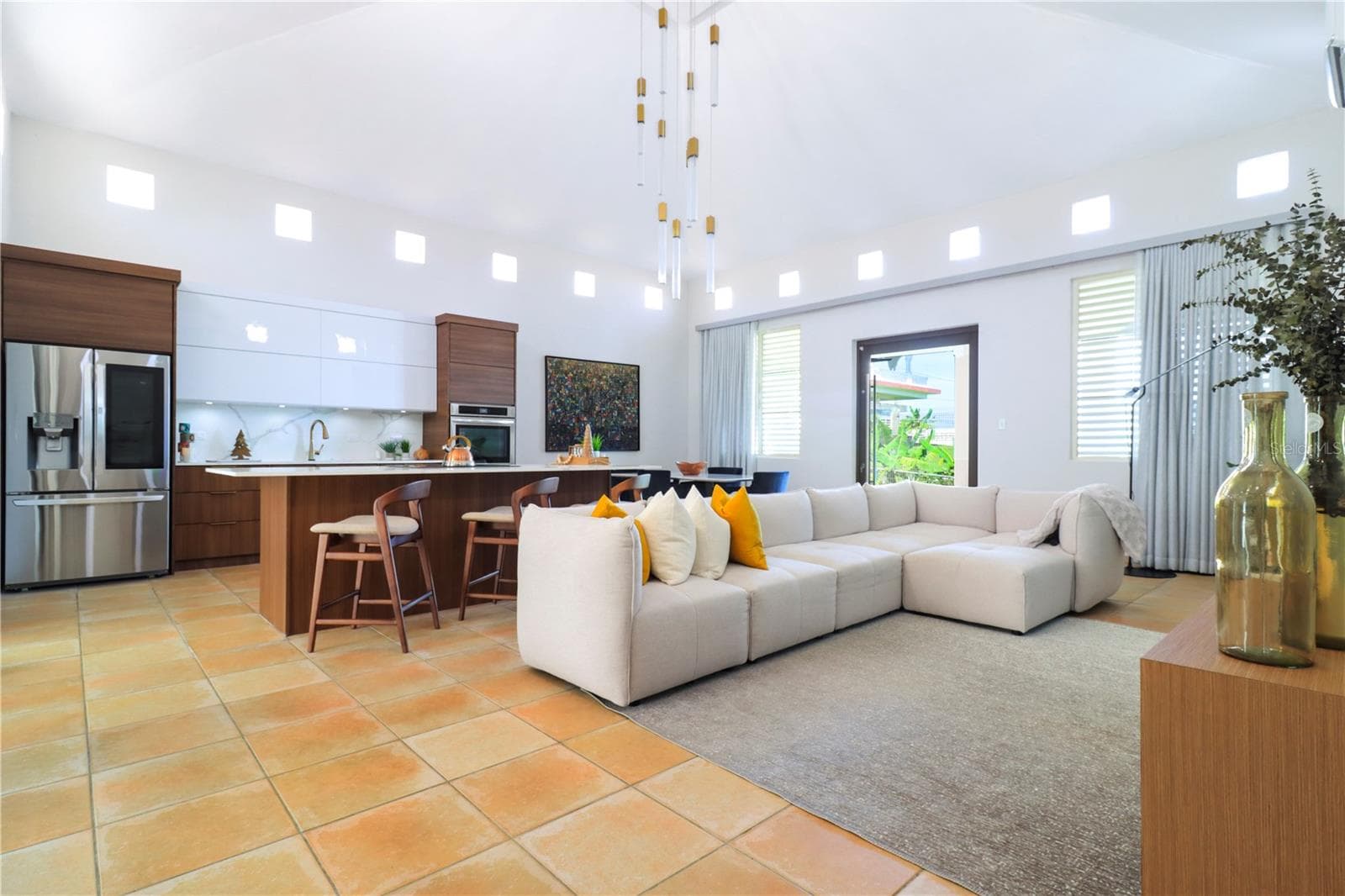 12 Calle Aguaviva, Tierras Nuevas Saliente, Manatí, 00674