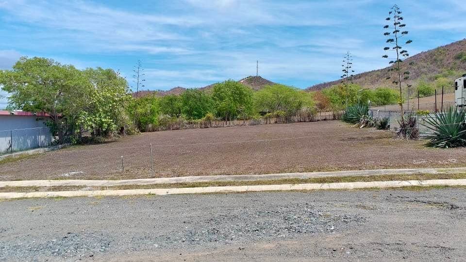 VENTA DE TERRENO 932M2 CABO ROJO