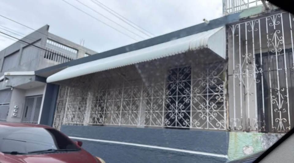 SE VENDE CASA EN CAPARRA TERRACE, SAN JUAN