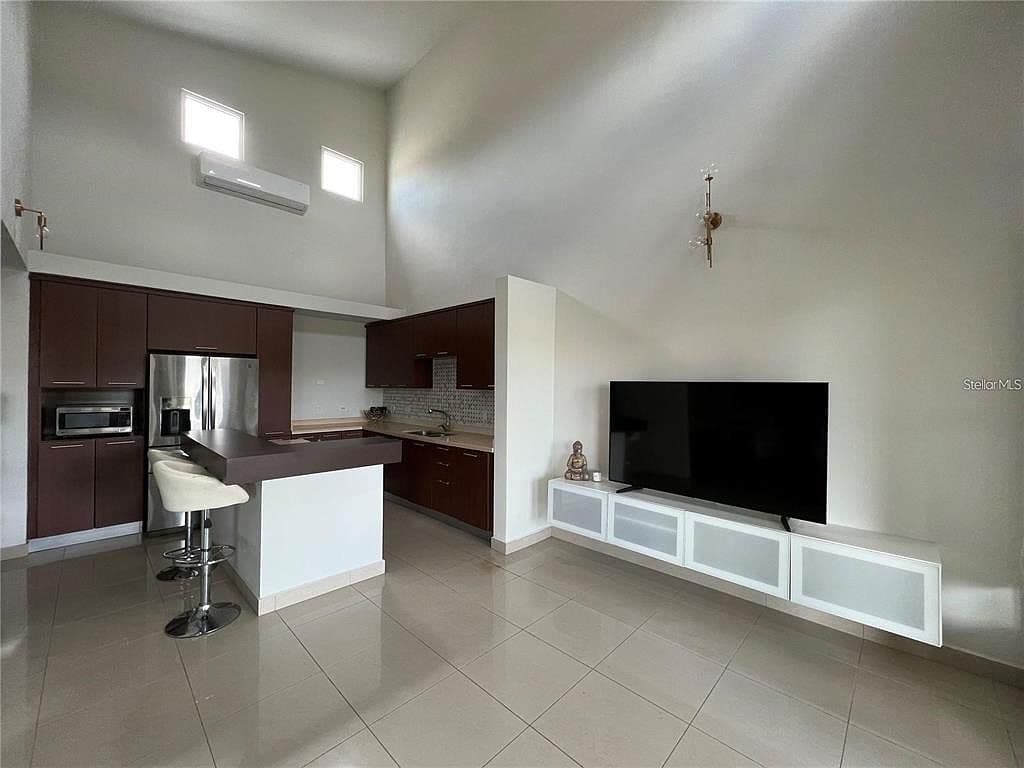 VILLAS DE CAGUAS REAL GOLF & COUNTRY CLUB UNIT 524