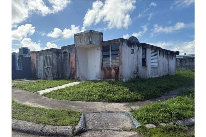Carretera 198, Ceiba Sur, Juncos, 00777