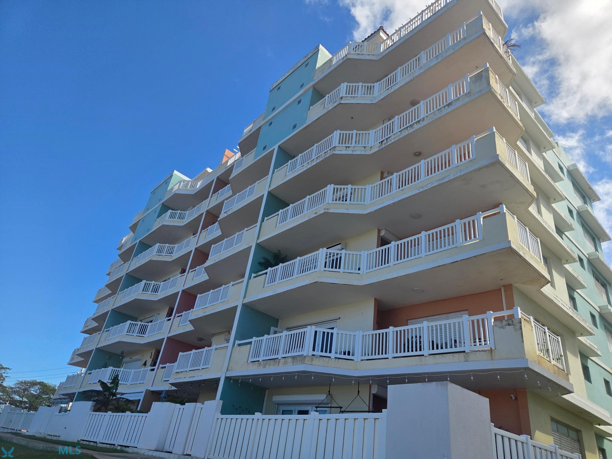 ISABELA BEACH COURT