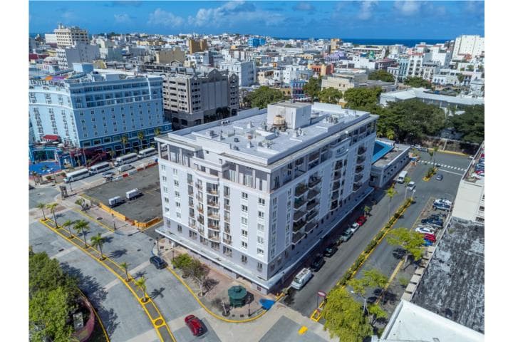 Reina de Castilla, excelentes condiciones ,
en San Juan - Viejo SJ Puerto Rico Apartamento en Condominio - Reina De Castilla