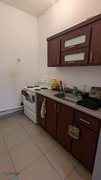 5 Calle las Flores, Barrio Pueblo, Mayagüez, 00680