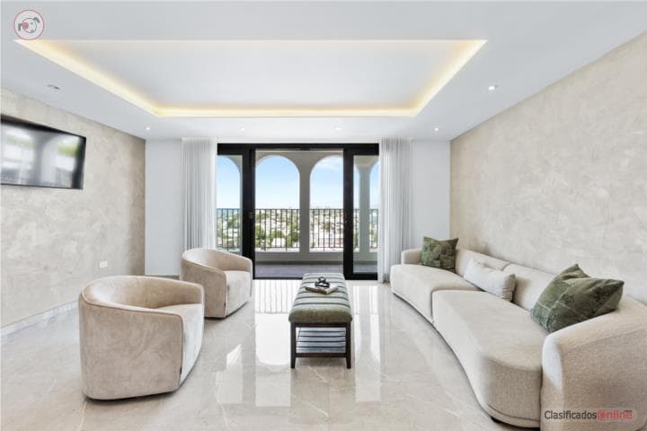 Condominium Carrion Court 16 Sub-Penthouse, en San Juan - Condado-Miramar Puerto Rico
Apartamento en Condominio-Carrion Court Plaza de 3 Cuartos y 2 1/2 Baños