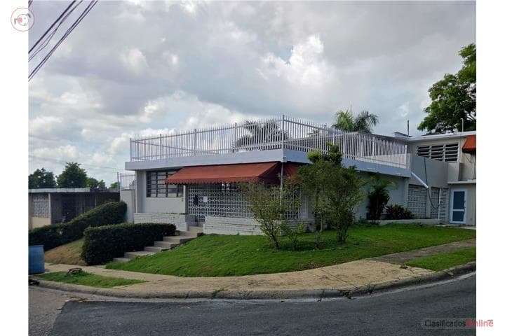Bayamón-Casa con placas solares, en Bayamón Puerto Rico
Casa en Urbanizacion-Extension Villa Rica de 3 Cuartos y 2 Baños
