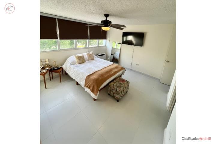 Tropical Courts, Amplio PH Recien Remodelado , en San Juan - Río Piedras Puerto Rico
Apartamento/WalkUp en Condominio-Tropical Court de 3 Cuartos y 2 1/2 Baños