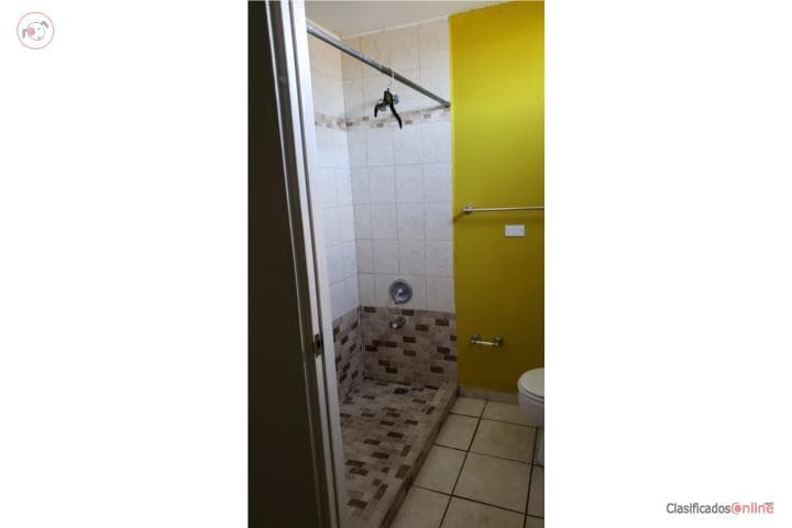 A PASOS DE WALMART DE BARAMAYA, PISO 2, en Ponce Puerto Rico
Apartamento/WalkUp en Condominio-Chalets De Punto Oro de 3 Cuartos y 2 Baños