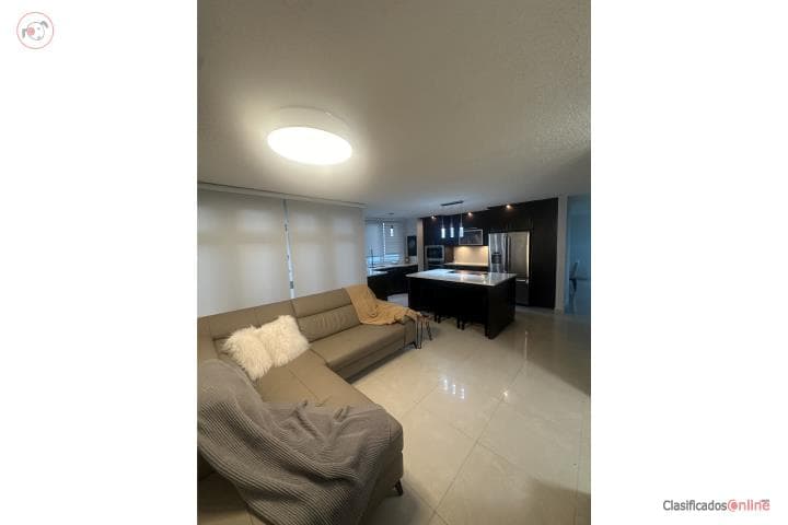 RIACHUELO, Encantada. 4bd. 2.5ba, en Trujillo Alto Puerto Rico
Casa en Urbanizacion-Riachuelo, Encantada de 4 Cuartos y 2 1/2 Baños