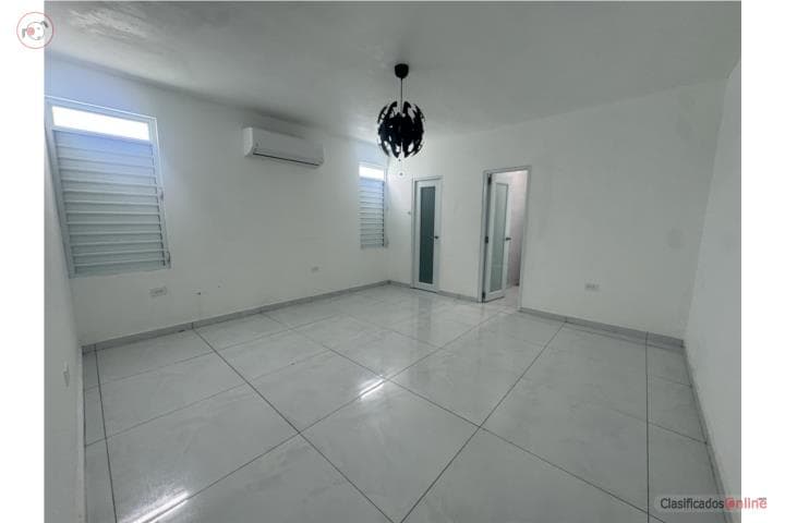 Ojo de Agua Vega baja , en Vega Baja Puerto Rico
Casa en Barrio-Algarrobo de 3 Cuartos y 2 Baños