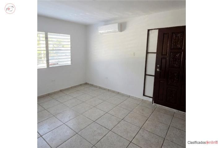Urb Villa India Casa 2da Planta, en Mayagüez Puerto Rico
Casa en Urbanizacion-Villa India de 3 Cuartos y 1 Baños