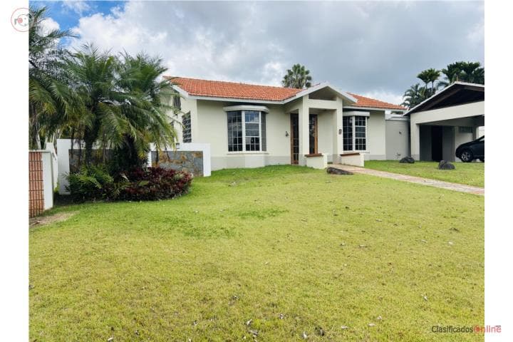URB. SABANERA DE CIDRA, CIDRA - REMODELADA, en Cidra Puerto Rico
Casa en Urbanizacion-Sabanera de Cidra de 4 Cuartos y 3 1/2 Baños
