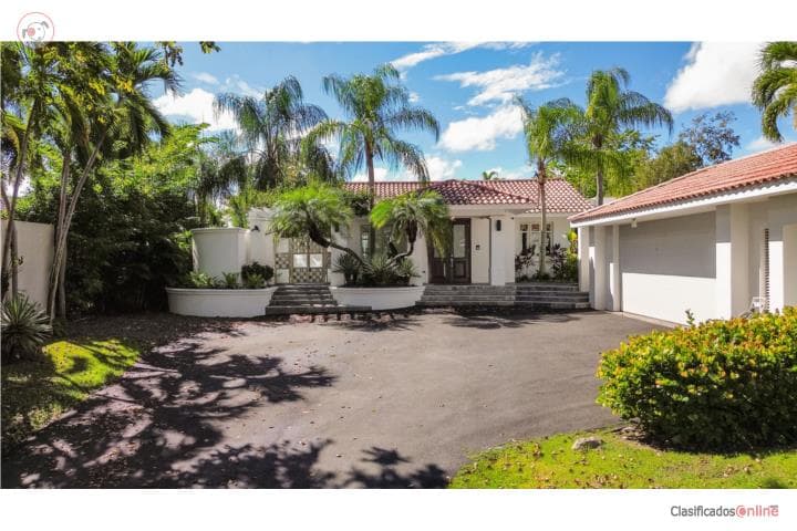 115 Dorado Beach East House for Rent $30k, en Dorado Puerto Rico
Casa en Urbanizacion-Dorado Beach East de 4 Cuartos y 4 1/2 Baños