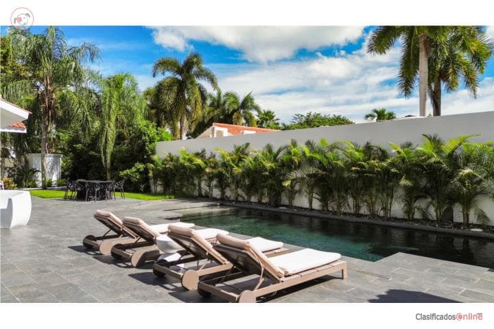 115 Dorado Beach East House for Rent $30k, en Dorado Puerto Rico
Casa en Urbanizacion-Dorado Beach East de 4 Cuartos y 4 1/2 Baños