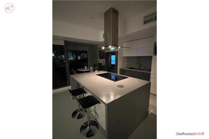 Ciudadela, Apartamento Remodelado Amueblado, en San Juan - Santurce Puerto Rico
Apartamento en Condominio-Ciudadela de 4 Cuartos y 2 Baños