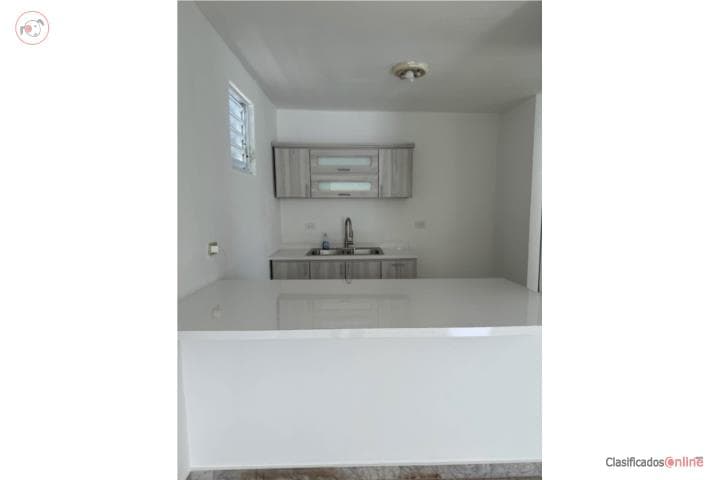 Urb Reparto Valenciano,
en Juncos Puerto Rico Casa en Urbanizacion - Reparto Valenciano