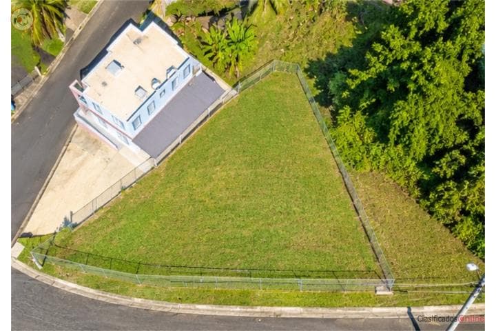 ¡SE VENDE TERRENO DE ESQUINA 775 M2- MOCA! ,
en Moca Puerto Rico Solar en Sector - Cuchillas