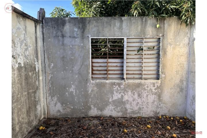 Solar con casa para remodelar en Arroyo,
en Arroyo Puerto Rico Solar en Barrio - Las Mercedes