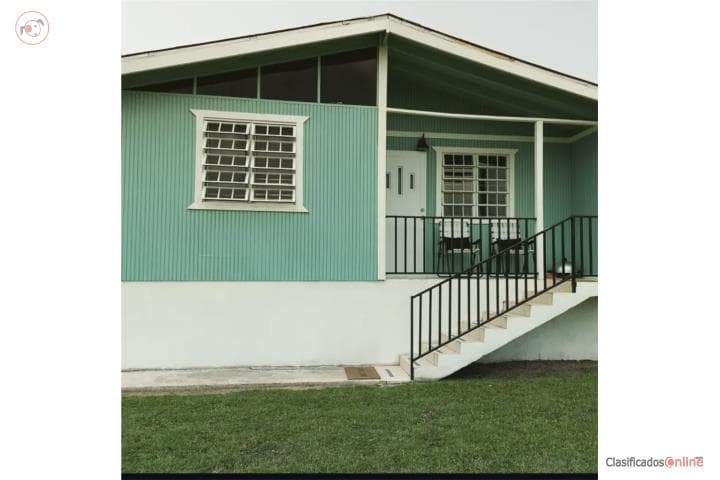 Casa en Barrio playa 3 cuartos 2 banos.,
en Añasco Puerto Rico Casa en Barrio - Playa