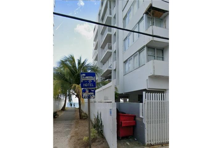 COND. DEL SOL - BEACH FRONT!, en Carolina - Isla Verde Puerto Rico
Apartamento en Condominio-Del Sol de 1 Cuartos y 1 Baños