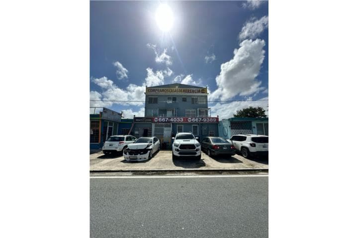 Americo Miranda Estudio, en San Juan - Río Piedras Puerto Rico
Apartamento en Urbanizacion-Puerto Nuevo de Efficiency Cuartos y 1 Baños